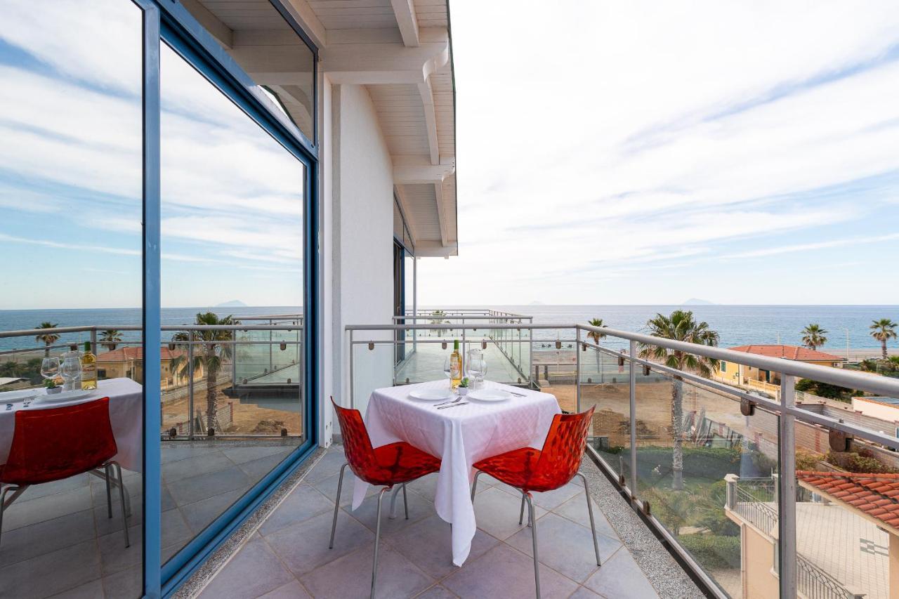 Terraces D'Orlando - Family Apartments With Sea View And Pool Capo d'Orlando Luaran gambar