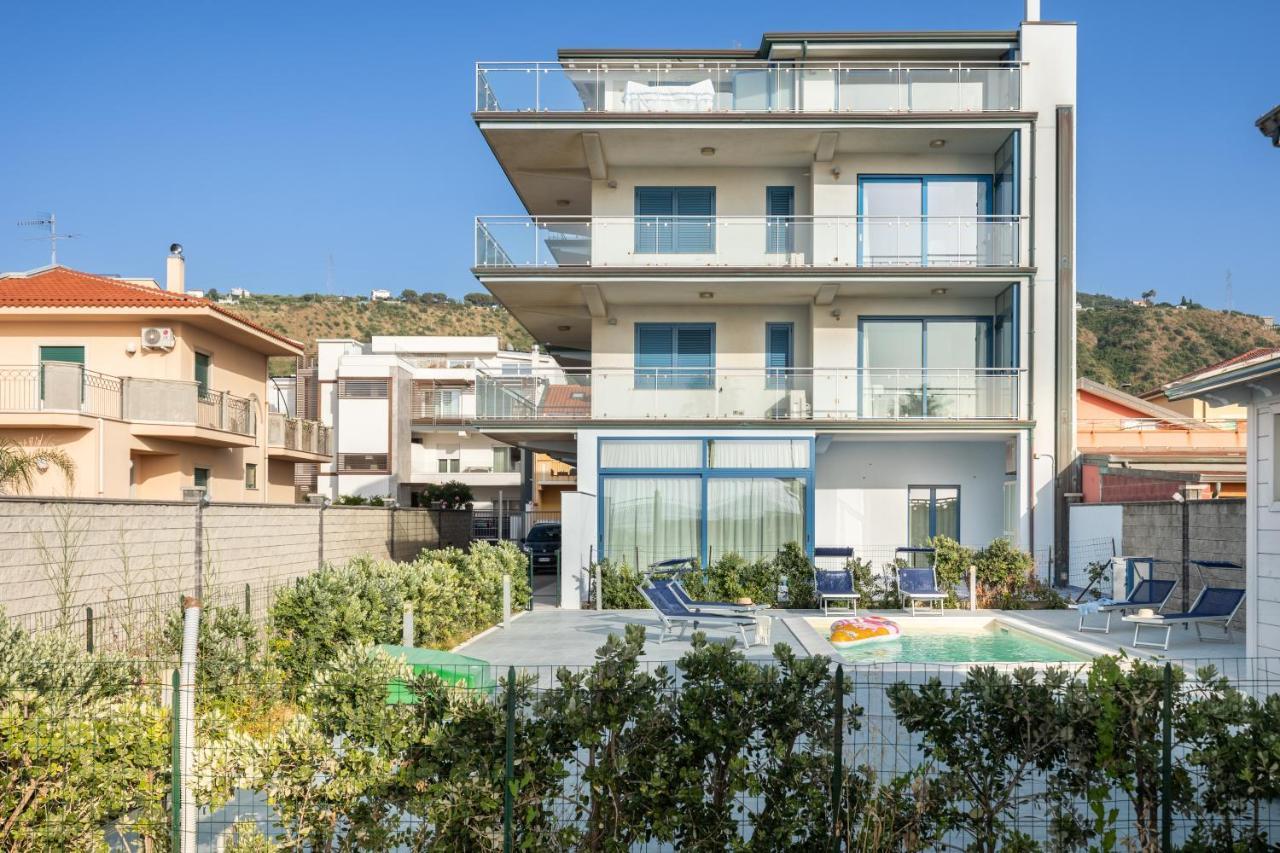 Terraces D'Orlando - Family Apartments With Sea View And Pool Capo d'Orlando Luaran gambar