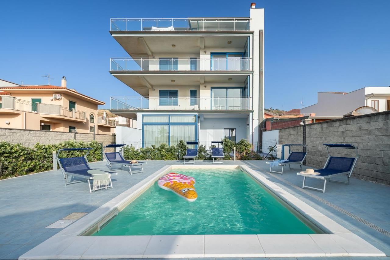 Terraces D'Orlando - Family Apartments With Sea View And Pool Capo d'Orlando Luaran gambar